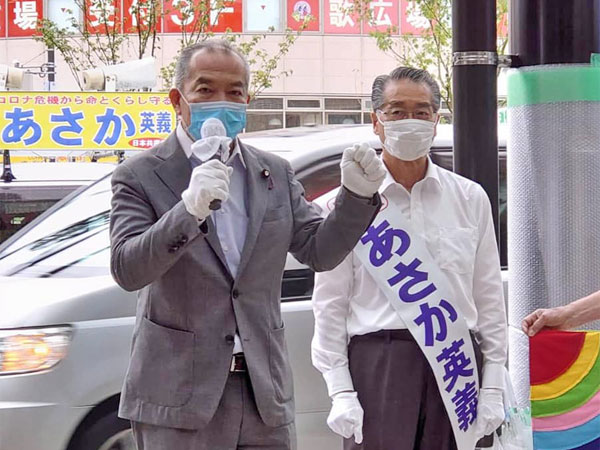 �ɓ� �x �Q�c�@�c���������ɋ삯���Ă���܂��� ��28���A�u�؉w���