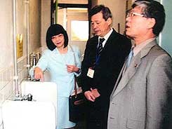 �L���g�C���̉��C�𑽂��̊w�Z���v�]