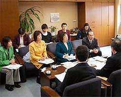 �؉H�l�܂����l�ւ̐e�g�Ȏx�����{�n���[���[�N�����ƍ��k������䂳��