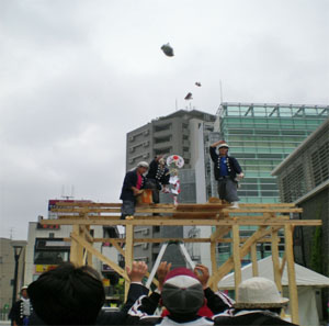 �y���g�����ɂ��㓏���̗l�q