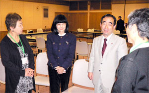 �T���҂Ƙb�������L��A���c��c��