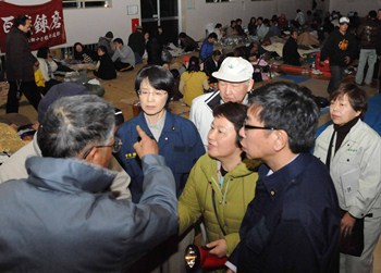 �v�]�𕷂����A���Q�@�c��