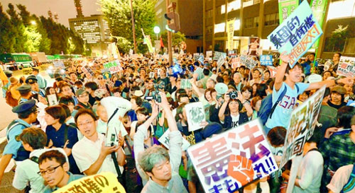 �u�푈�ɍs���͉̂��������v�N�������R�c���񑊊��@�O