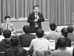 ��w�[�~���ƍ��k���鏬�r�W���񁁓}�{��