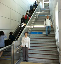 ���������G�X�J���[�^�[�̉��� �Γ��s�c