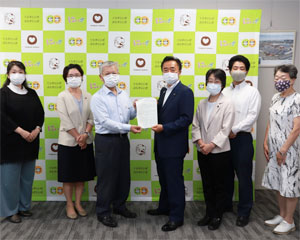 �s���ɐV�^�R���i�΍�̗v�]�����o