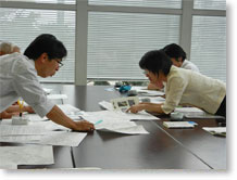 �������y�����������ɒ�o���č��k